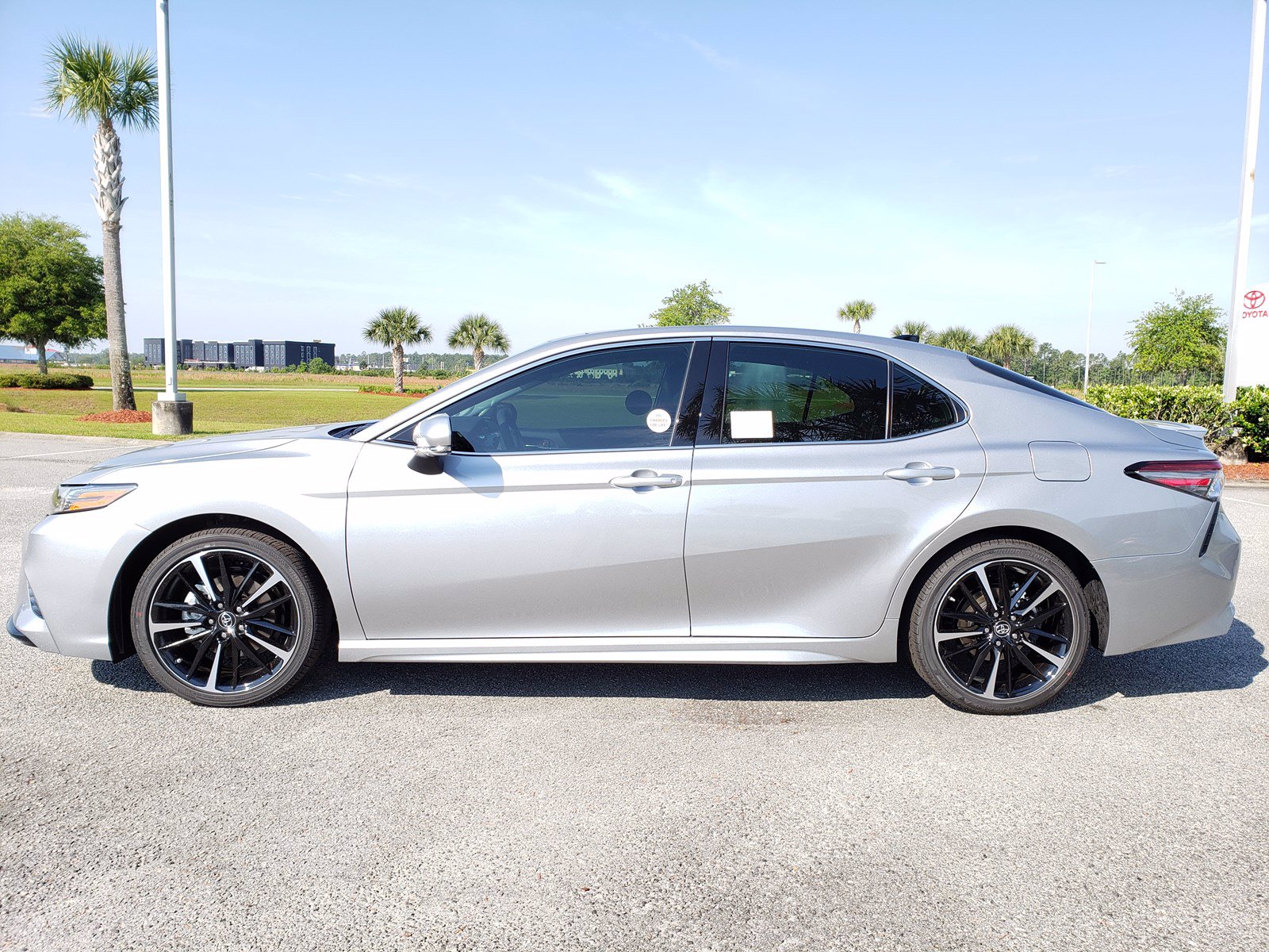 Pre Owned Toyota Camry Xse Fwd Dr Car